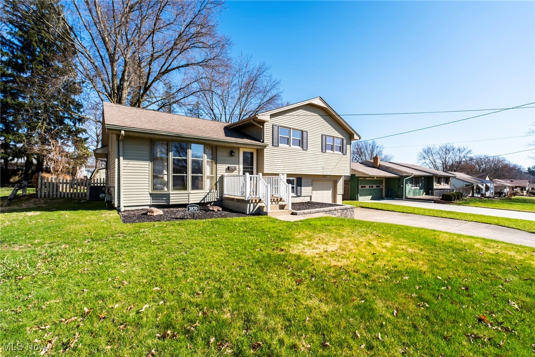 3870 Ayrshire Drive, Austintown, Ohio image 3
