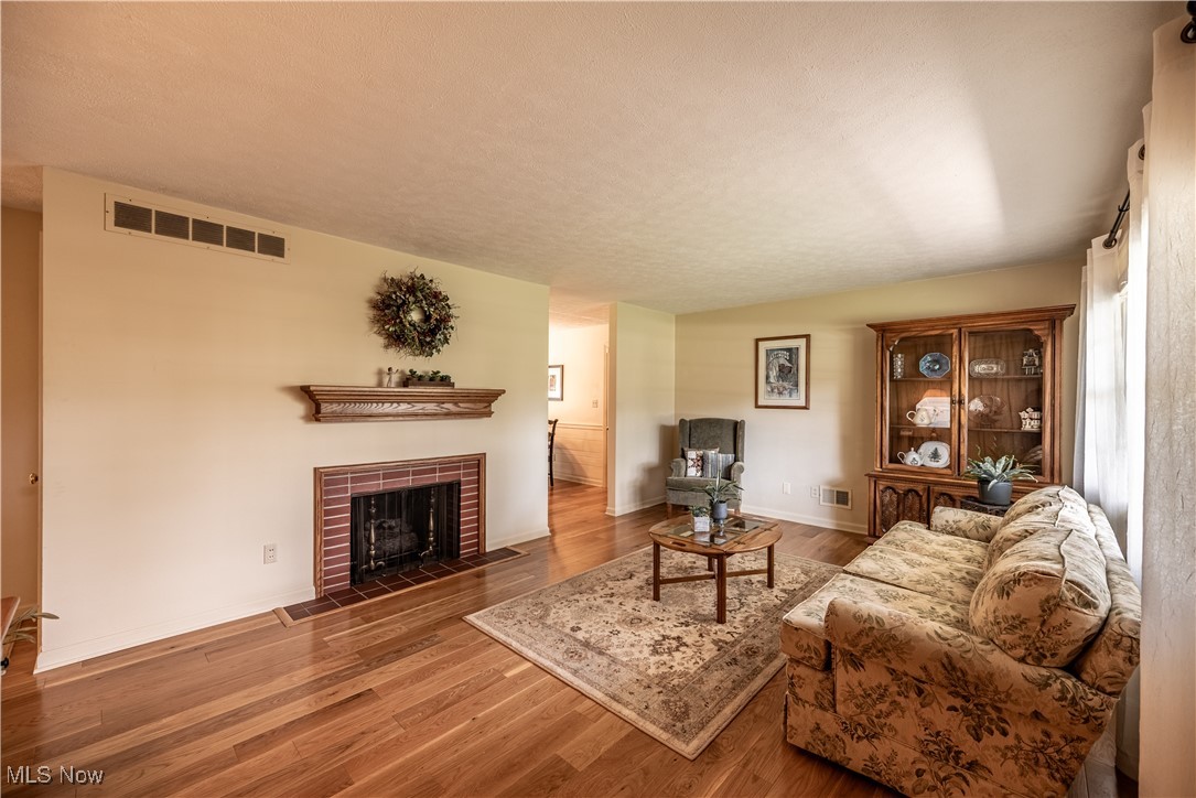 Longcoy Acres - Residential
