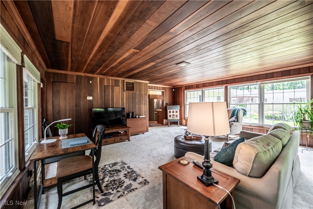 Longcoy Acres - Residential