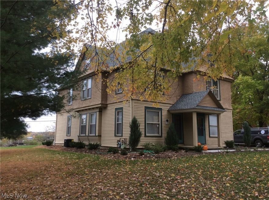 Updated 4 bedroom 1 1/2 bath first floor of double of quiet neighborhood.  Walk to downtown, shopping, and parks.  Hardwood floors.  Separate basement with washer/dryer. One car garage.  Unit is 31 (entrance door on left). 

One months security deposit plus first months rent required.  Pets require additional $500 security deposit. No cats. Agent is related to owner.