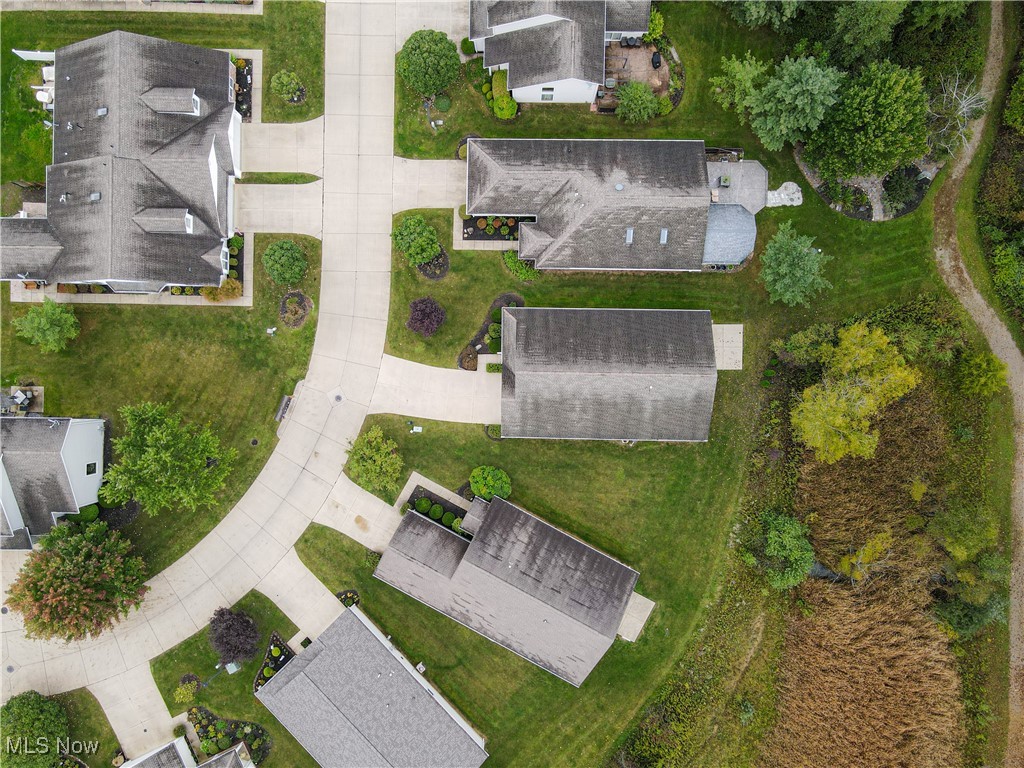 Woods/Windsor Pointe Ph I - Residential