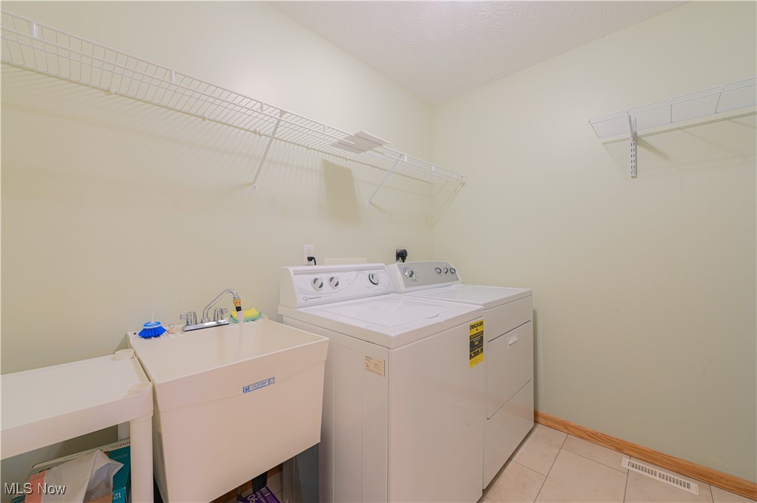 Woods/Windsor Pointe Ph I - Residential