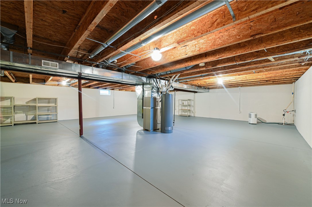 Woods/Windsor Pointe Ph I - Residential