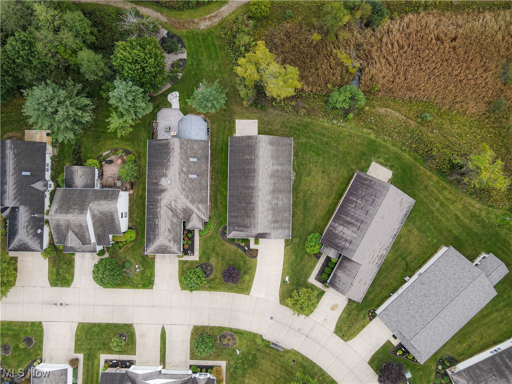 Woods/Windsor Pointe Ph I - Residential