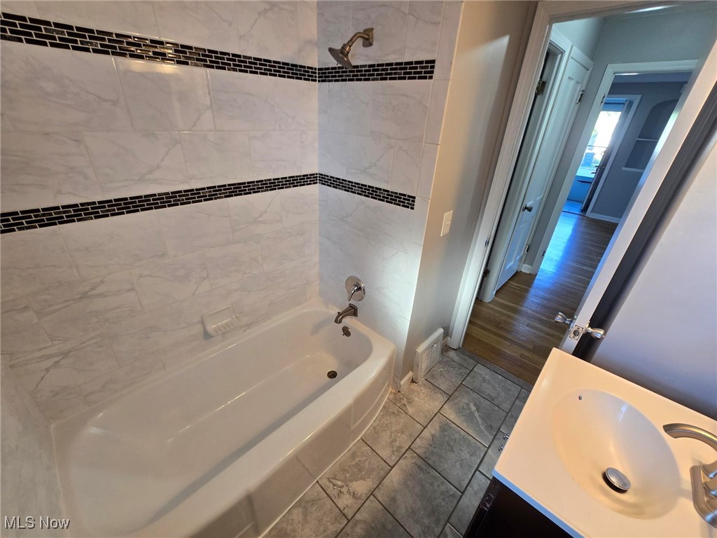 S L Gage Mayfield Park - Residential