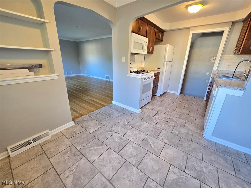 S L Gage Mayfield Park - Residential