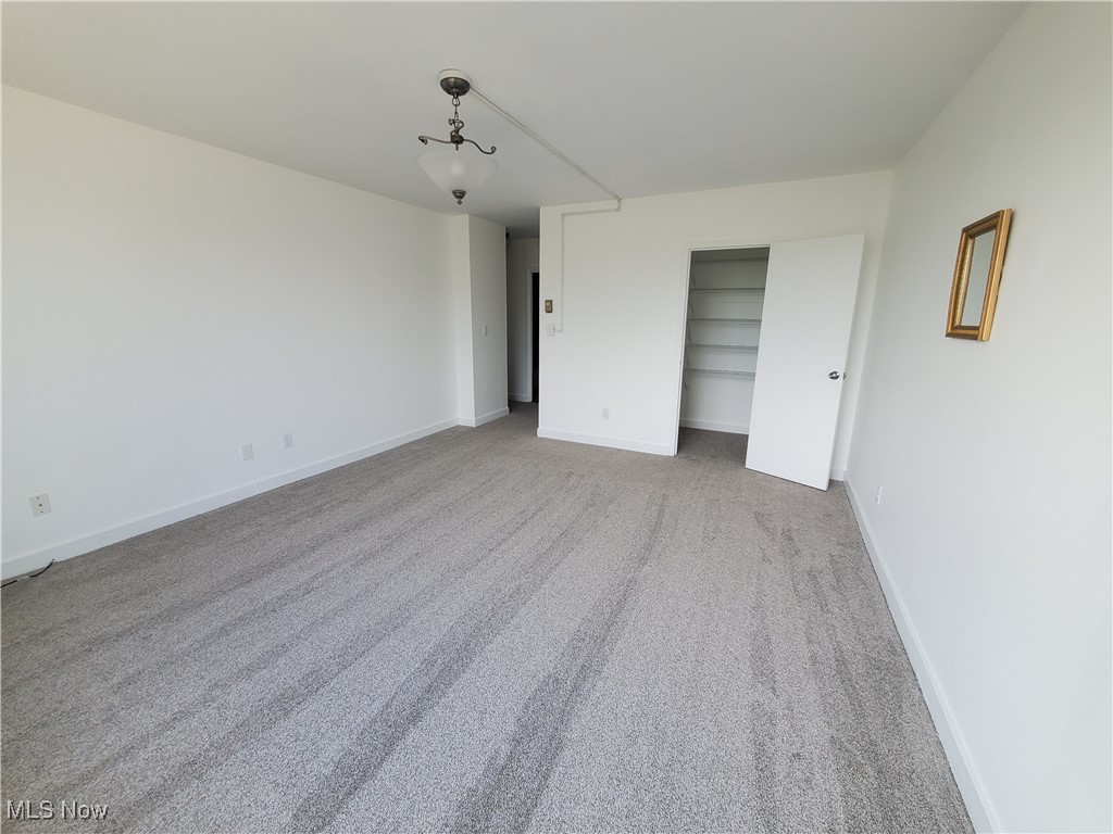 Bratenahl, Ohio 44108, United States, 2 Bedrooms Bedrooms, ,2 BathroomsBathrooms,Residential,Active,48481