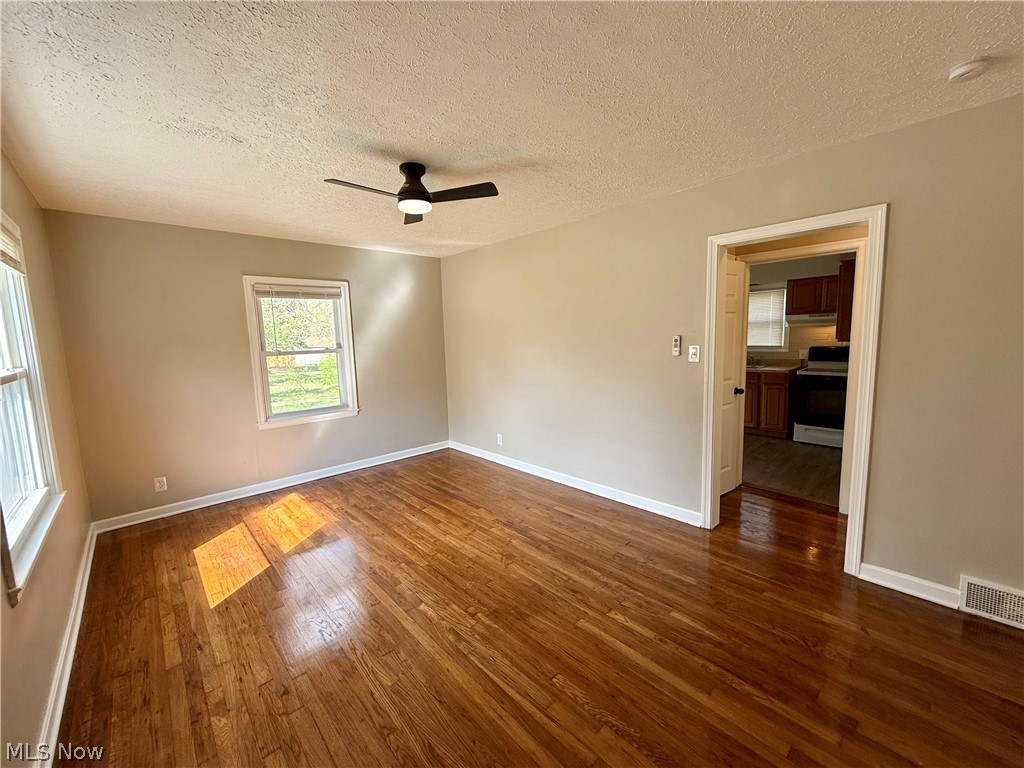 Eastland 03 - Residential Lease