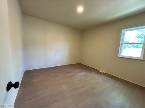 Tiny photo for 1317 Plum Street #Rear, Steubenville, OH 43952 (MLS # 5210631)