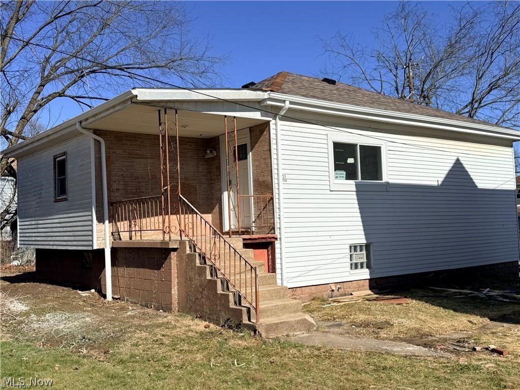 Photo of 1317 Plum Street #Rear, Steubenville, OH 43952 (MLS # 5210631)