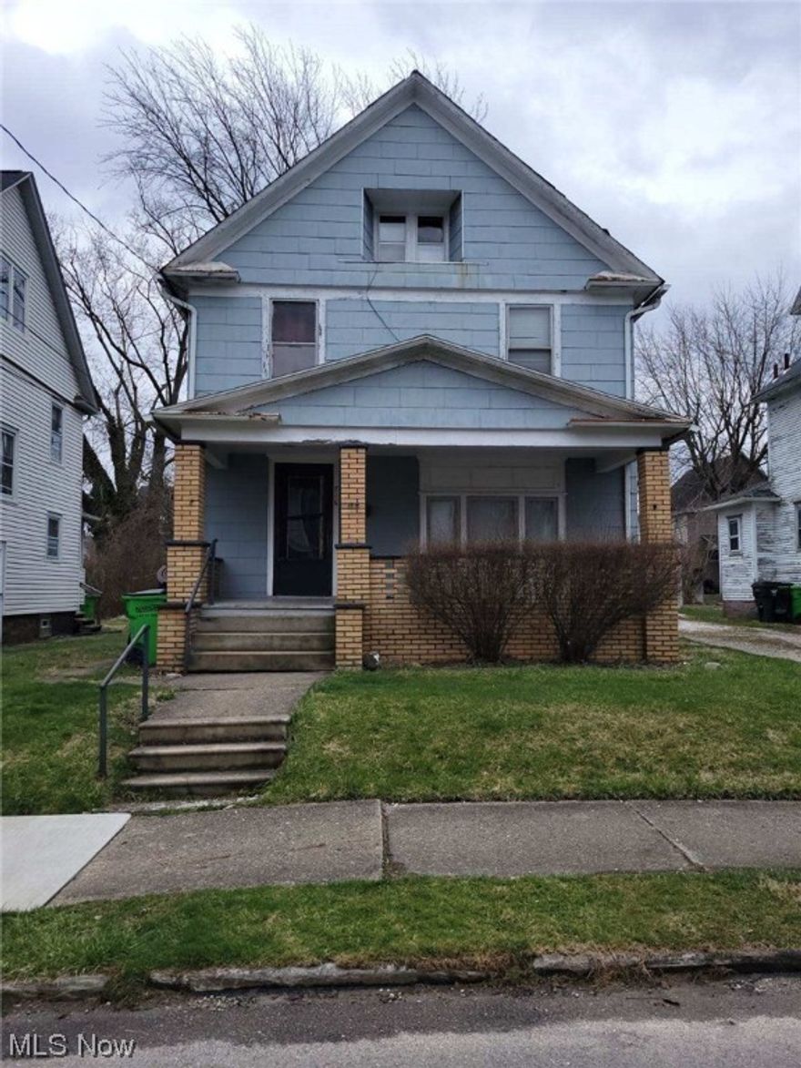 SOLD BEFORE PRINT  .................  Nice location.Fixer upper. Sold "AS IS" No representations or warranties.