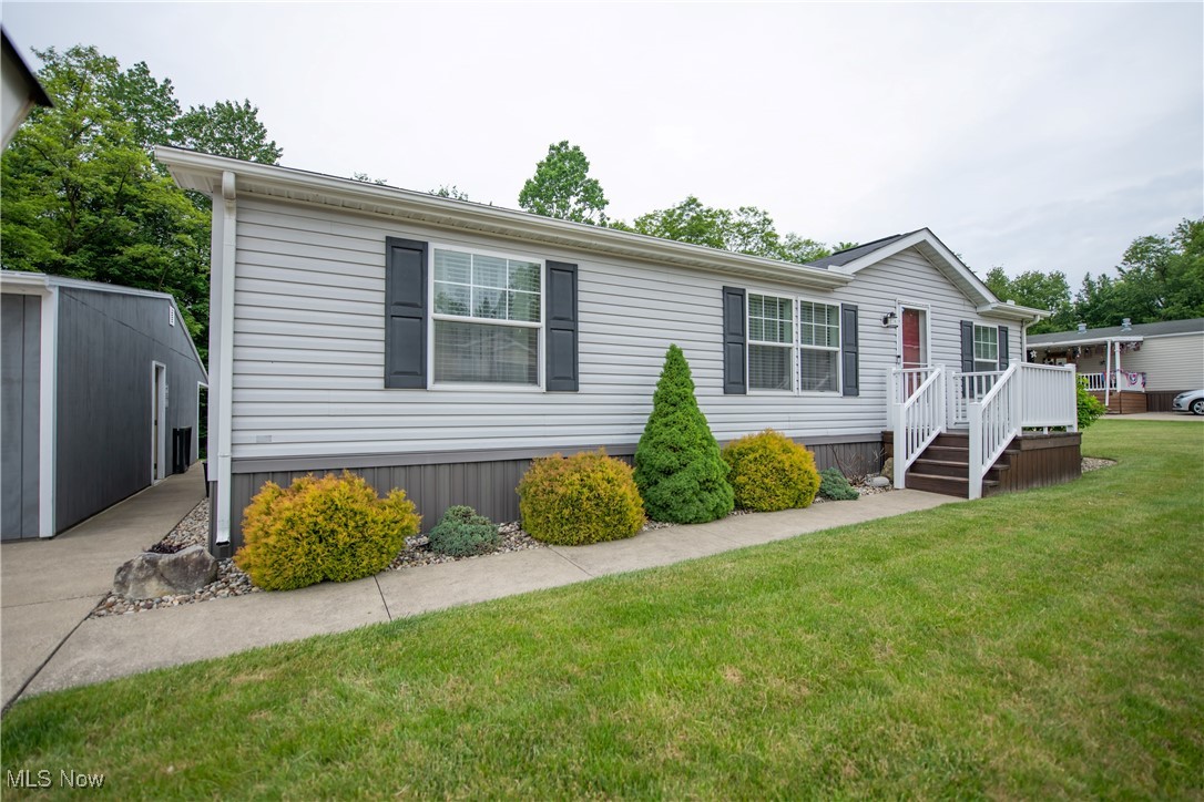 5725 Joleda Drive, Canton, Ohio image 37
