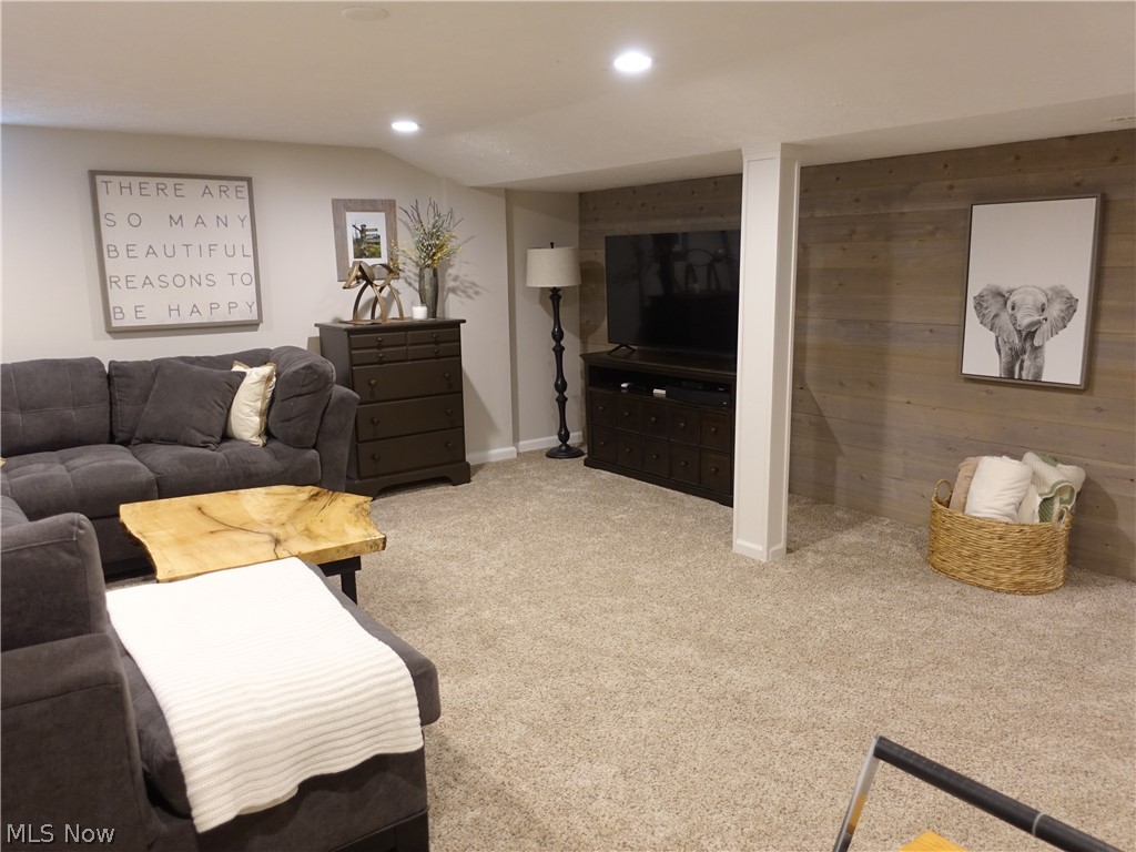 Stow Little Farms - Residential