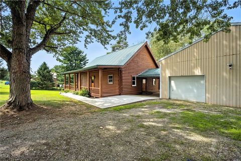 Homes For Sale - 57128 Somerton Highway<br/> Barnesville, OH 43713