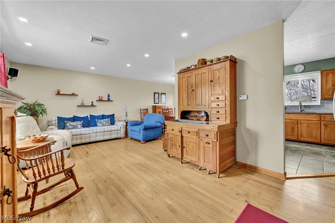3109 Fair Oaks Drive