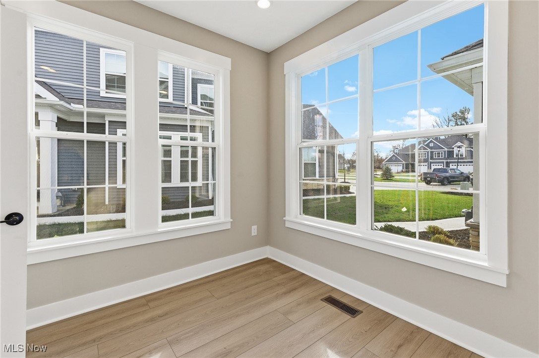 Port Side Condos Ph 1 - Residential