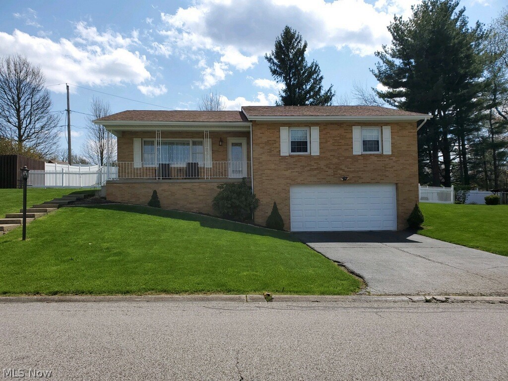 It's Here!!! So much living space in this raised, brick ranch located in a desirable neighborhood. Ample room for entertaining with a huge rec-room, sun-room, deck and fenced in back yard. Master has an on suite and walk-in closet big enough to be a 4th bedroom!!! Nothing to do but move in and enjoy!