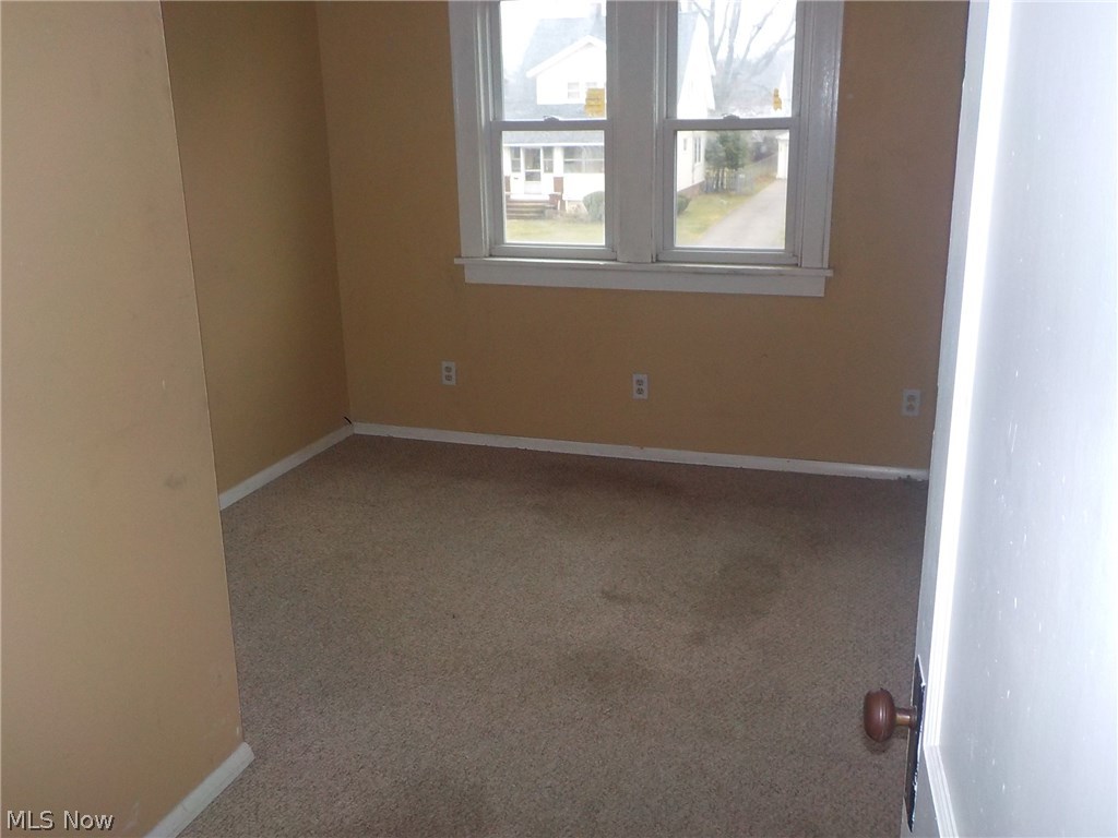 August Shermers Au Fait Sub - Residential