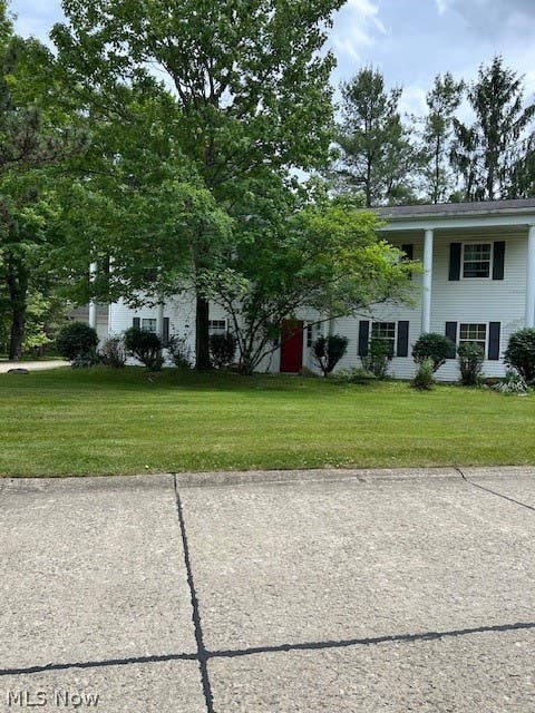 Condo For Rent - 119 Burlington Oval Drive #10<br/> Chardon, OH 44024