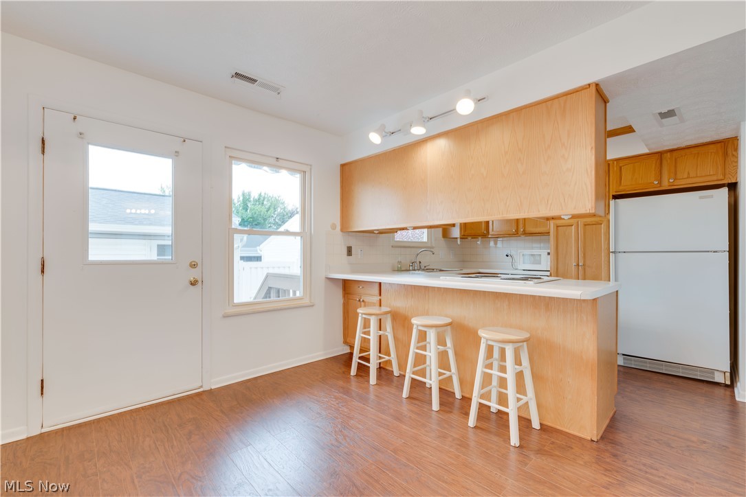 Country Club Twnhs North Condo - Residential