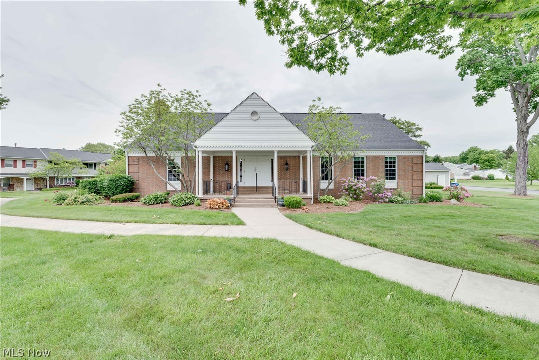 Country Club Twnhs North Condo - Residential