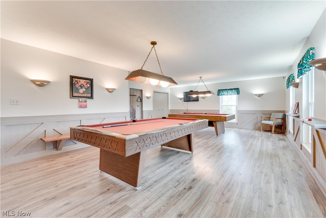 Country Club Twnhs North Condo - Residential