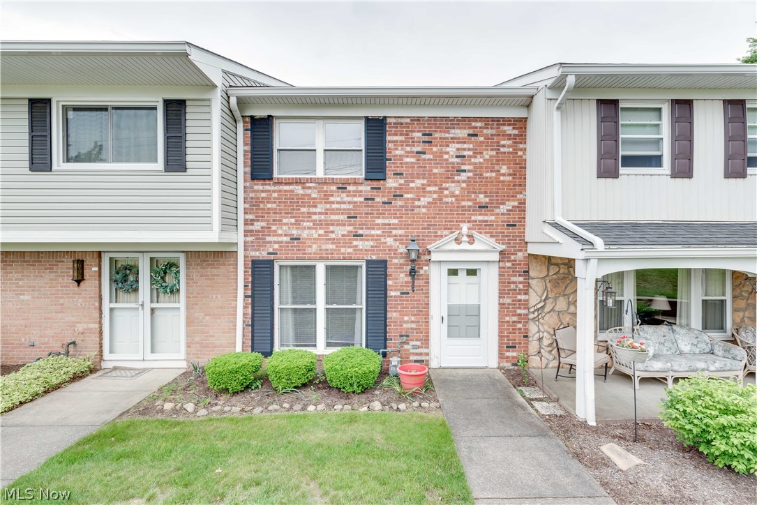 Country Club Twnhs North Condo - Residential