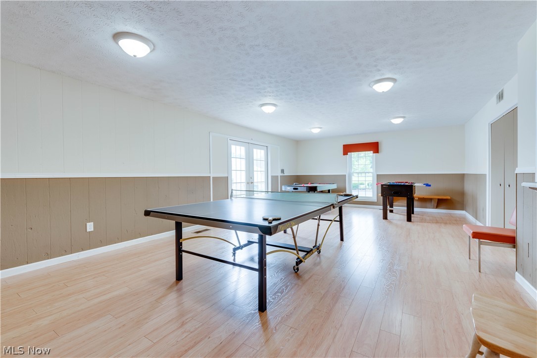 Country Club Twnhs North Condo - Residential