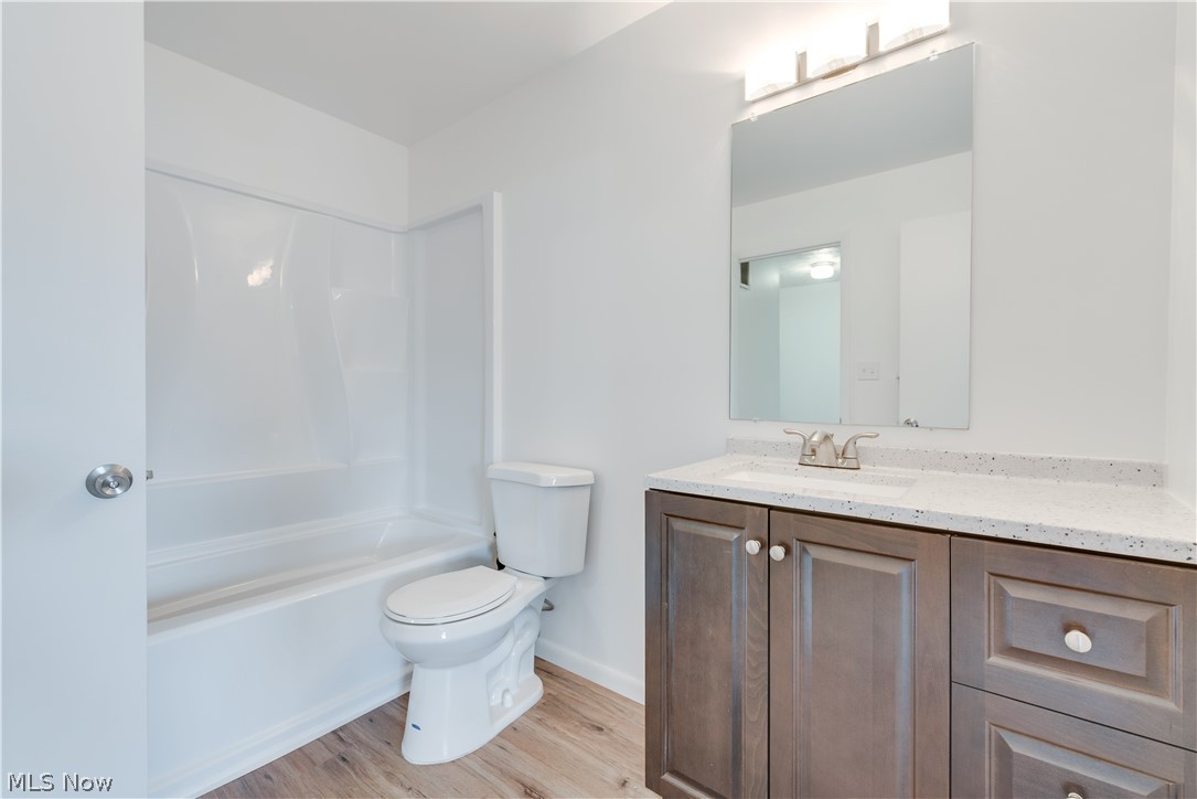 Country Club Twnhs North Condo - Residential