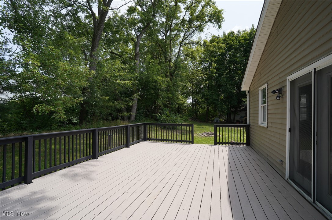 Akron, Ohio 44312, United States, 4 Bedrooms Bedrooms, ,2 BathroomsBathrooms,Residential,Contingent,93253