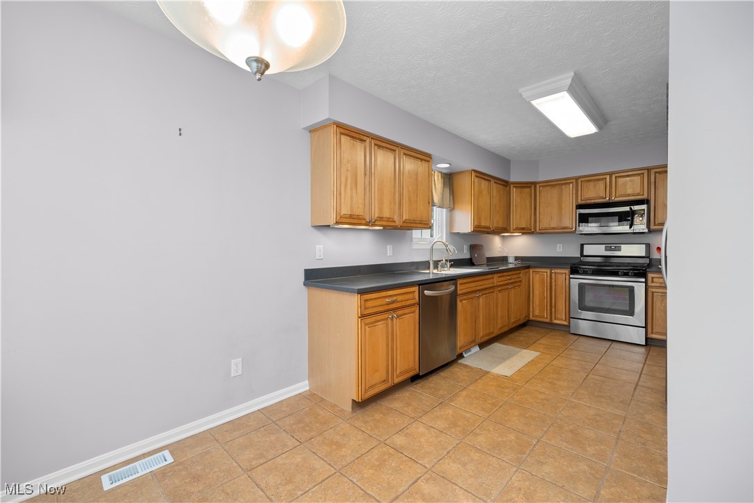 Galway Bay 01 - Residential