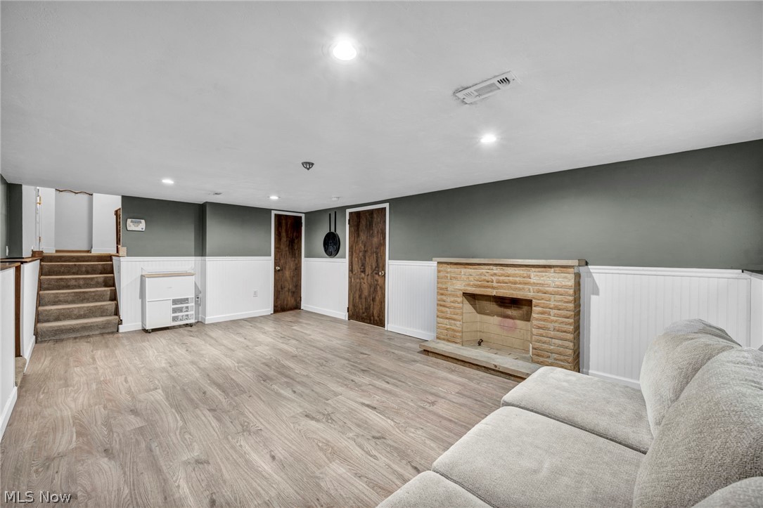 Rispo Realty Cos - Residential