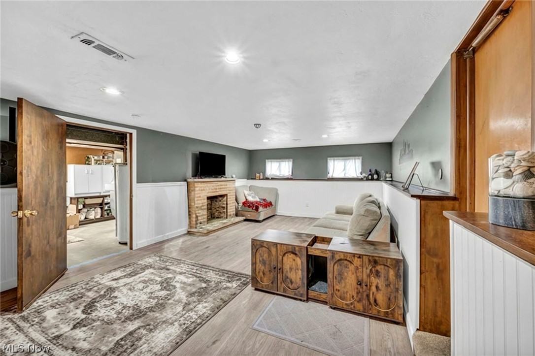 Rispo Realty Cos - Residential