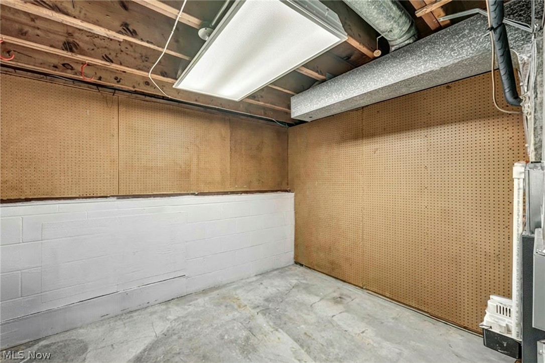 Rispo Realty Cos - Residential