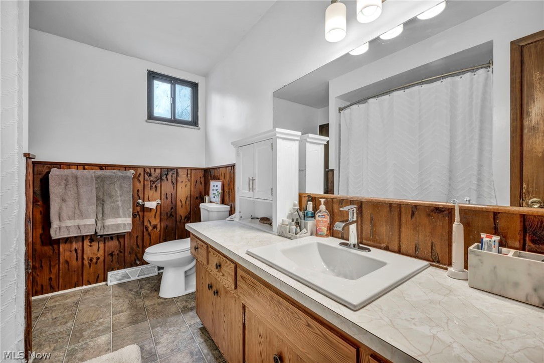 Rispo Realty Cos - Residential