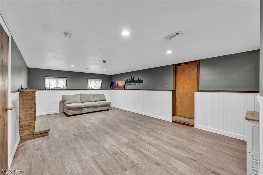 Rispo Realty Cos - Residential