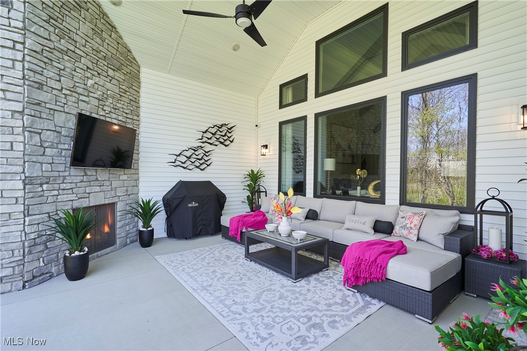 2773 Galway Drive, Brunswick, Ohio image 12
