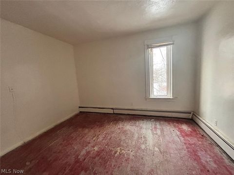 Tiny photo for 78 W Glendale Road, Bedford, OH 44146 (MLS # 5197897)