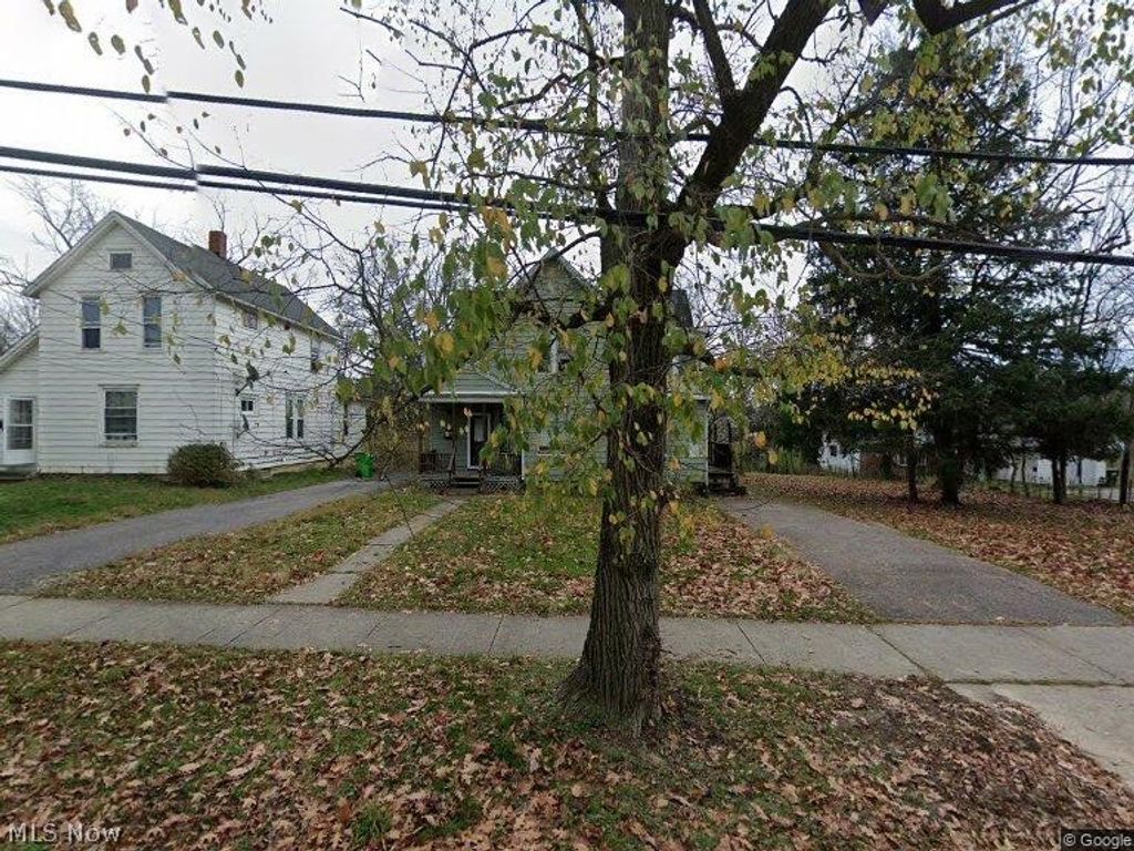 Photo of 78 W Glendale Road, Bedford, OH 44146 (MLS # 5197897)