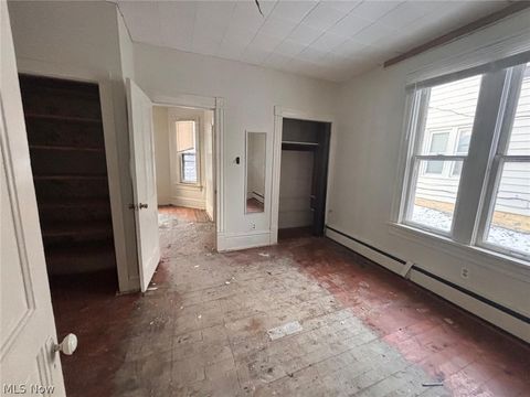 Tiny photo for 78 W Glendale Road, Bedford, OH 44146 (MLS # 5197897)