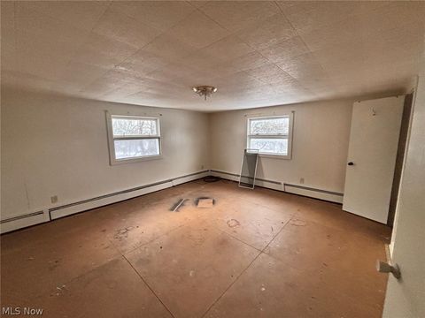 Tiny photo for 78 W Glendale Road, Bedford, OH 44146 (MLS # 5197897)