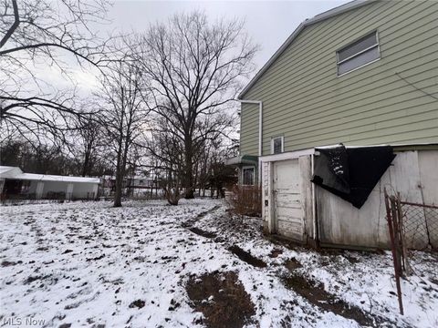Tiny photo for 78 W Glendale Road, Bedford, OH 44146 (MLS # 5197897)