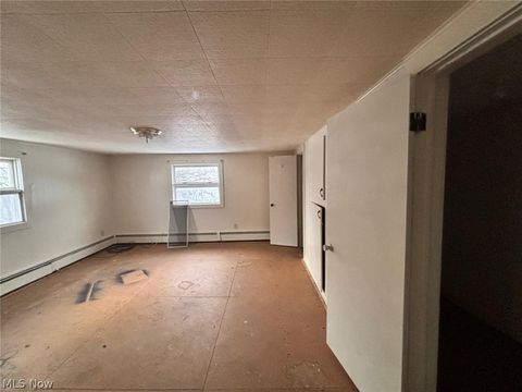 Tiny photo for 78 W Glendale Road, Bedford, OH 44146 (MLS # 5197897)