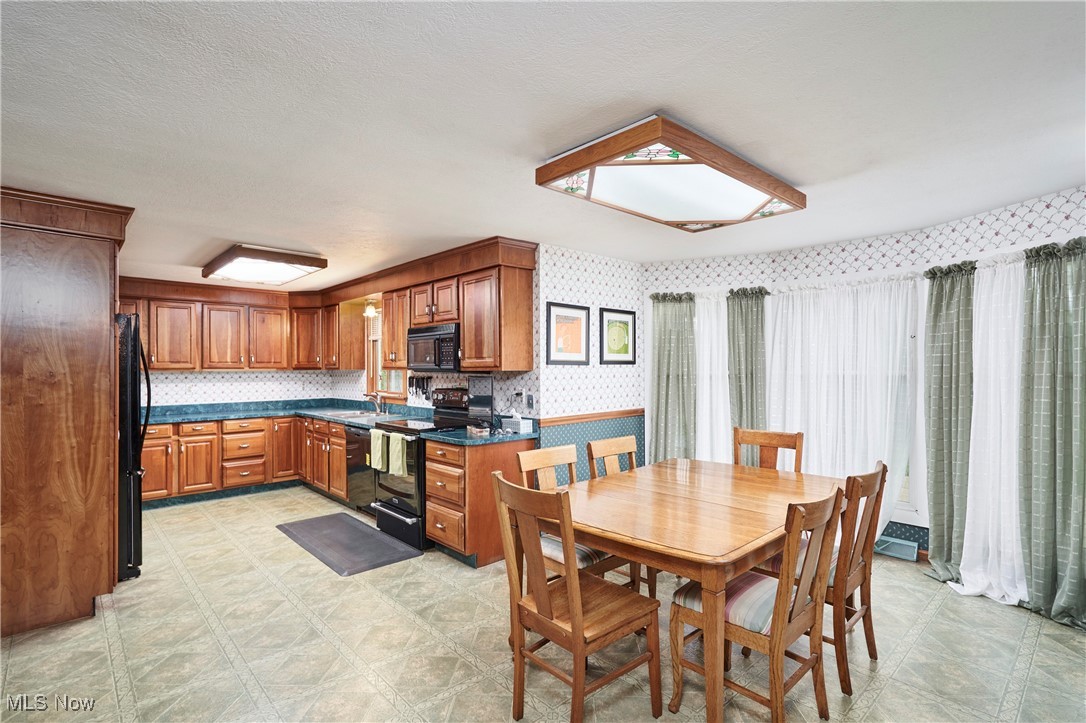 4741 Treetop Drive