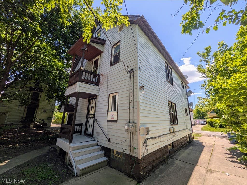 Photo of 12905 Griffing Avenue, Cleveland, OH 44120 (MLS # 5222633)