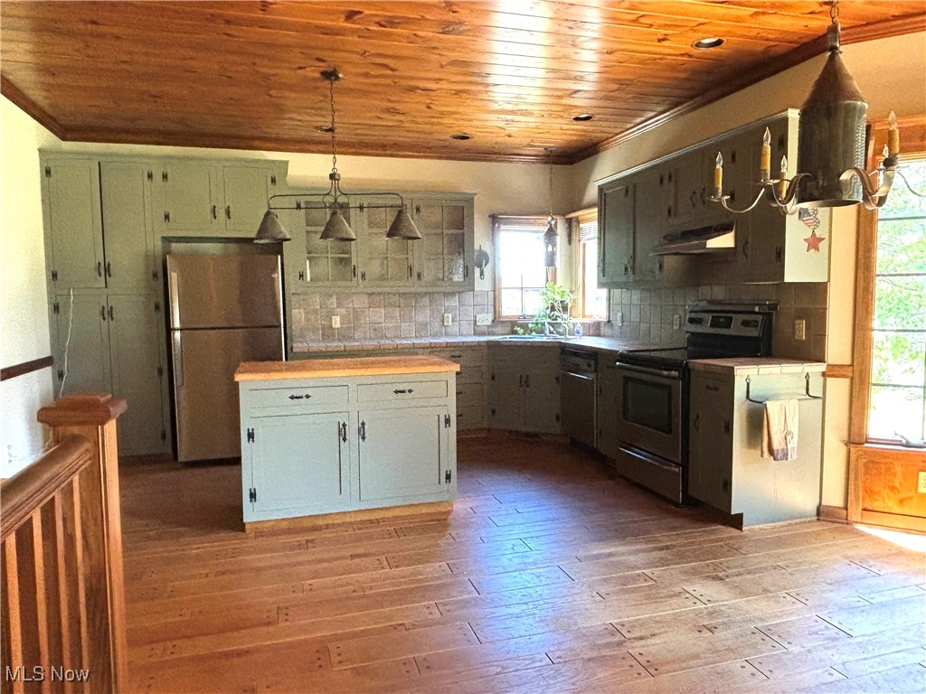 Schooner Bay - Residential