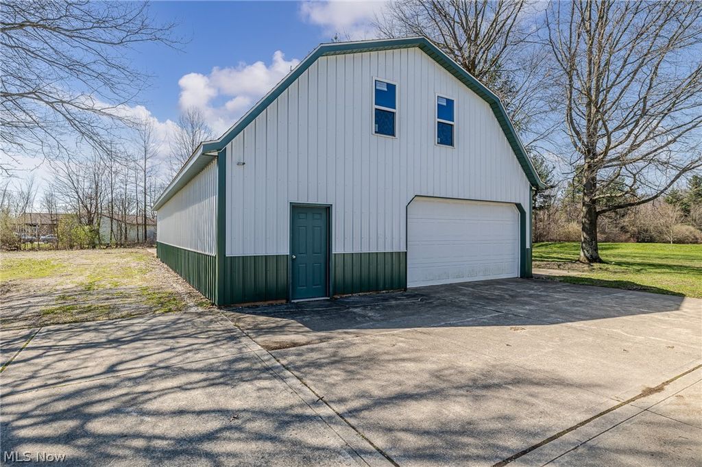 Photo of 16118 Cowley Road, Grafton, OH 44044 (MLS # 5200257)