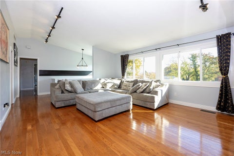 Tiny photo for 1137 Norman Place, Wooster, OH 44691 (MLS # 5257167)