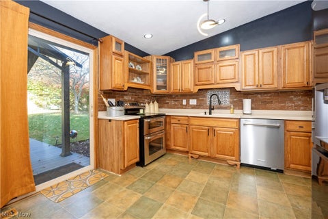 Tiny photo for 1137 Norman Place, Wooster, OH 44691 (MLS # 5257167)
