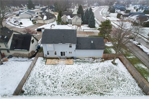 Tiny photo for 100 Pembridge Court, Sheffield Lake, OH 44054 (MLS # 5179368)